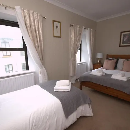 Lizzys Little Kitchen Town * Listowel