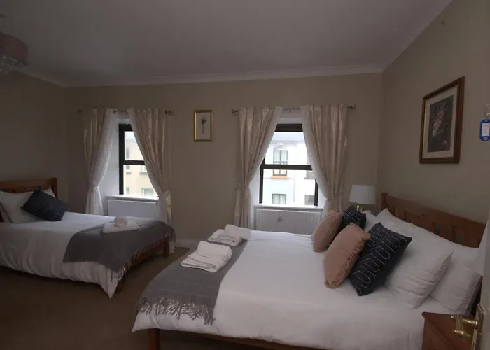 Lizzys Little Kitchen Town Pensionat Listowel